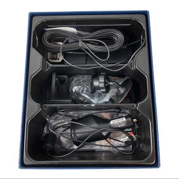 Sirius XM XDNX1V1 Onyx Dock-and-Play Radio with Car Kit - Picture 4 of 8